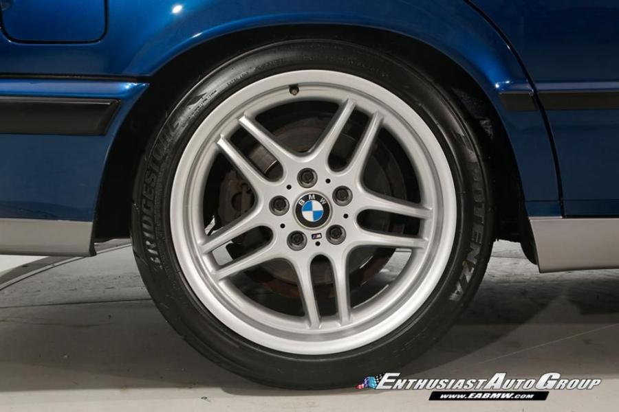 Колеса BMW M5 Touring (Avus Blue) (WBSHJ91070BL01767) (E34) 1994 года  (фото 31 из 100)